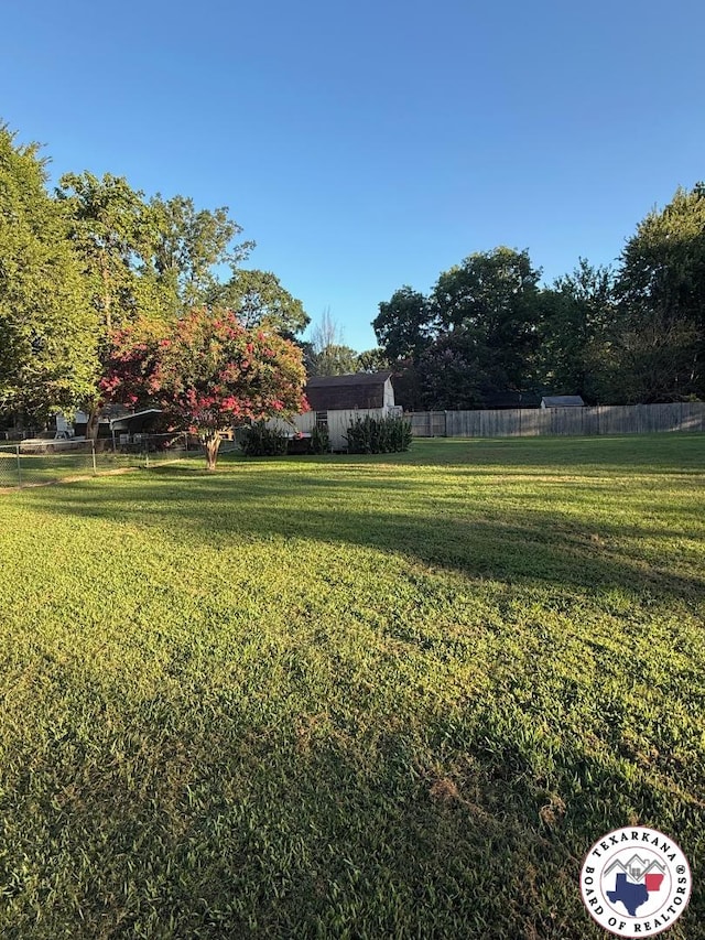 543 Birch St, Maud, TX 75567 - photo 22