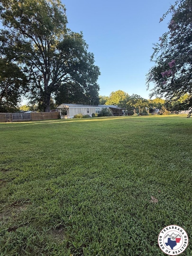 543 Birch St, Maud, TX 75567 - photo 30
