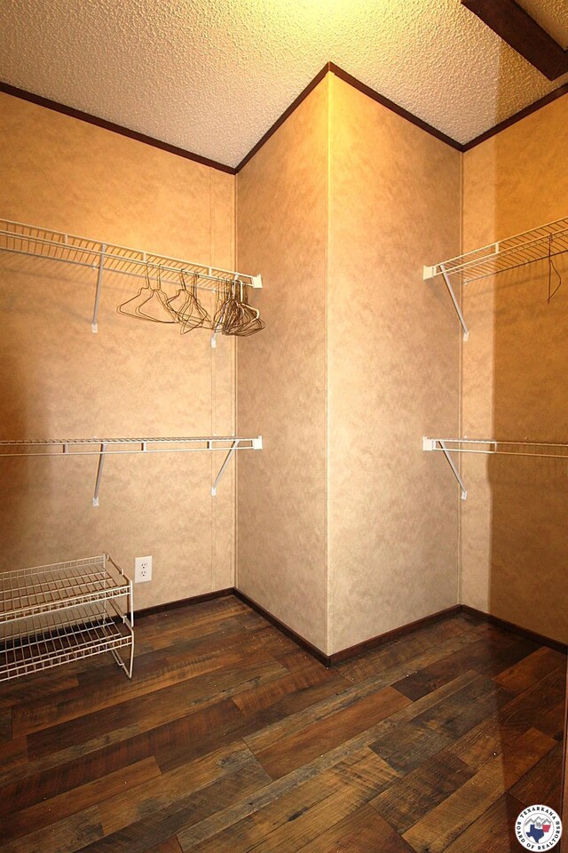 632 White Oak Rd, Maud, TX 75567 - spacious closet featuring dark wood finished floors