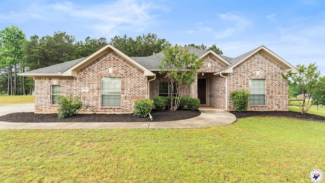 6 Meredith Way, Texarkana, TX 75501 - ranch-style house with brick siding, a shingled roof, and a front yard