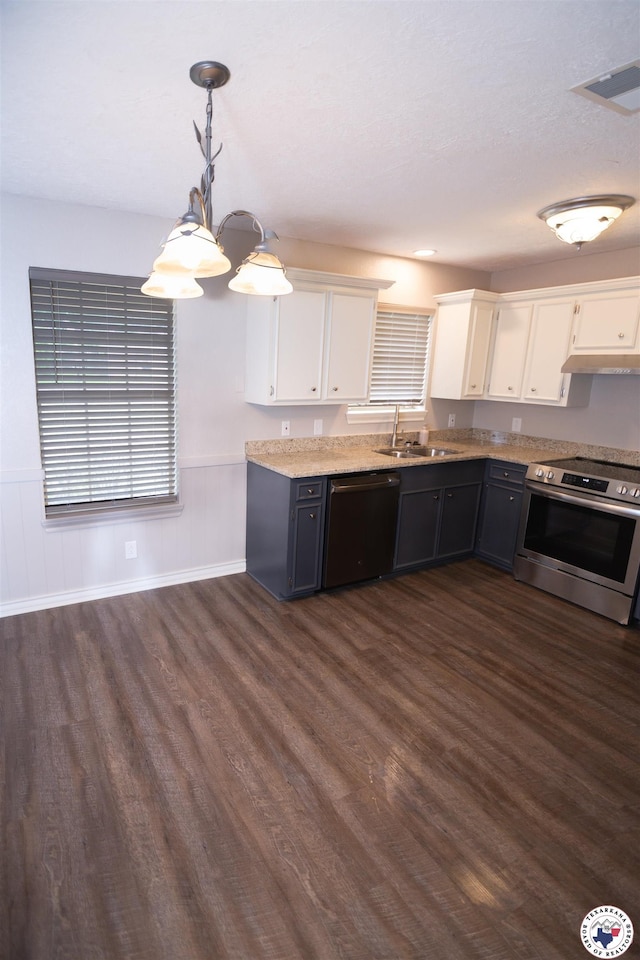 4718 Charleston St, Texarkana, AR 71854 - kitchen with dishwashing machine, stainless steel electric range, white cabinets, a sink, and wainscoting