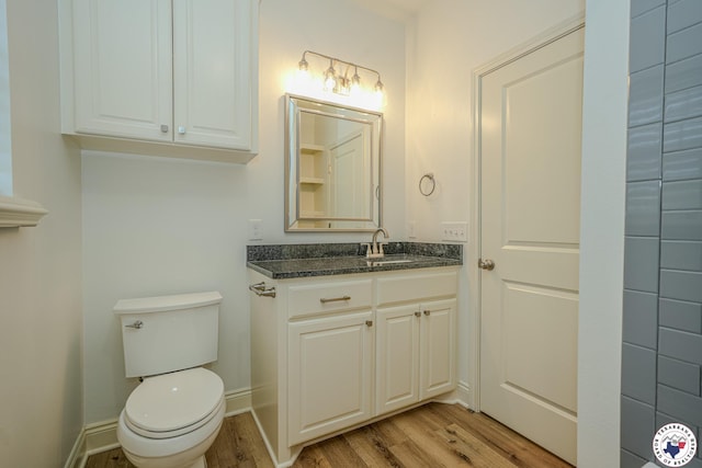 10 King Ranch Rd, Texarkana, TX 75503 - half bath with wood finished floors and vanity
