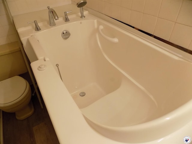 4024 Main St, Texarkana, TX 75503 - full bath with toilet