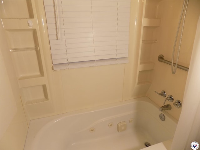 4024 Main St, Texarkana, TX 75503 - view of bathroom