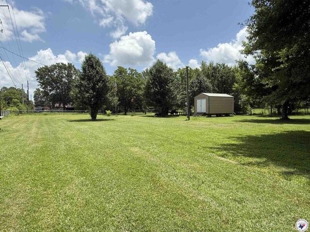 204 Browning Dr, Hooks, TX 75561 - photo 1