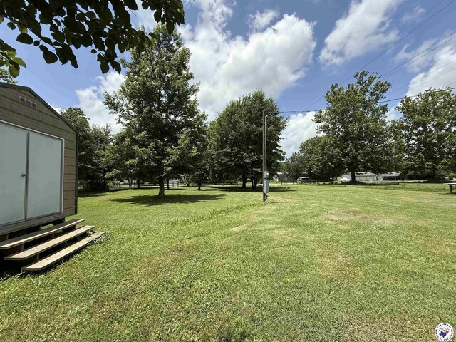 204 Browning Dr, Hooks, TX 75561 - photo 3