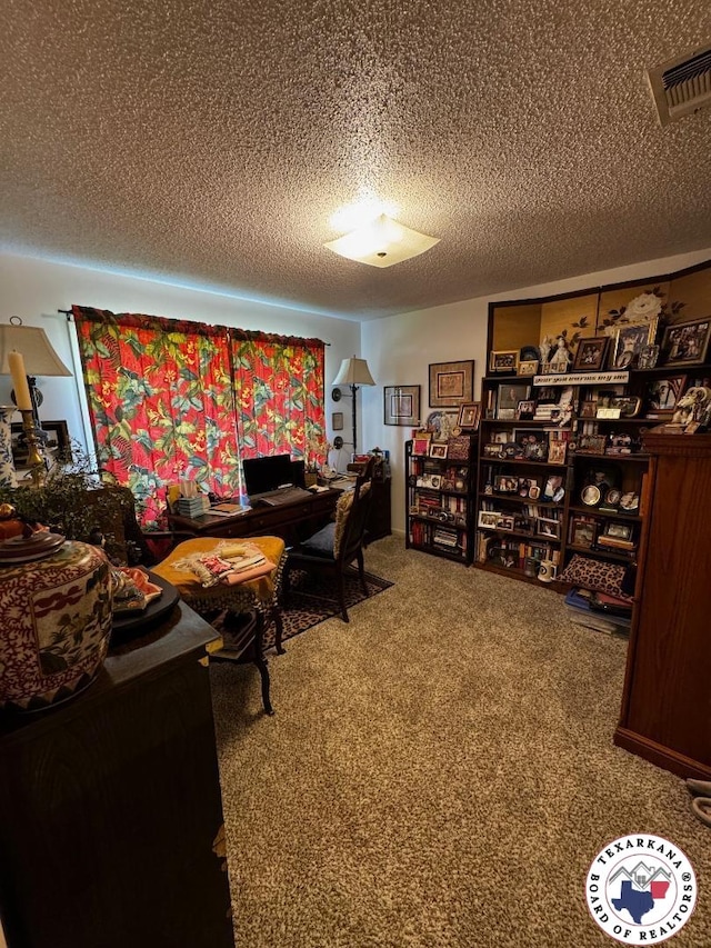 1509 W 40th St, Texarkana, TX 75503 - carpeted home office with a textured ceiling