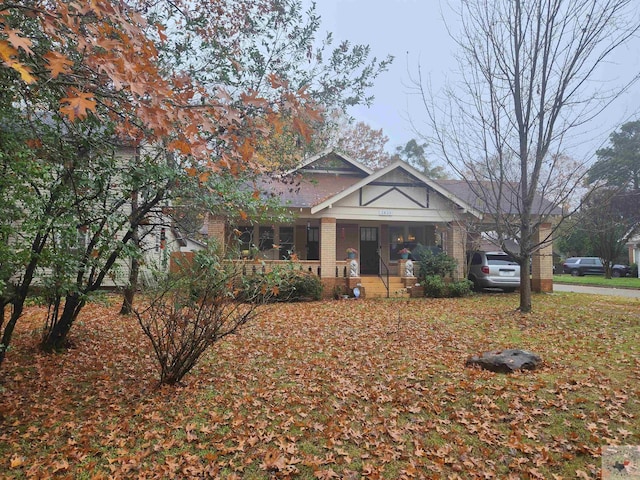 view of front facade with covered porch