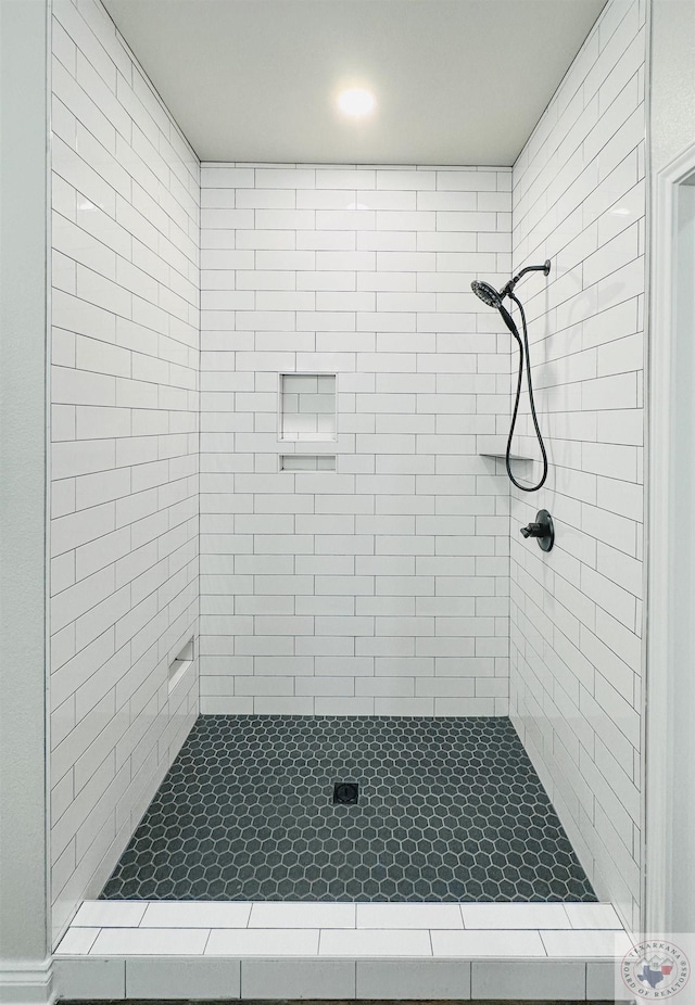 375 Fm 2149, New Boston, TX 75570 - full bath with a shower stall