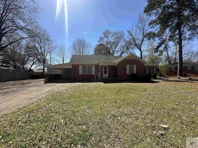 815 Caver St, Atlanta, TX 75551 - photo 1