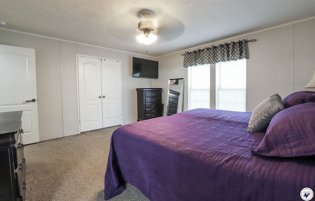 1966 George Thomas Rd, Texarkana, TX 75501 - living room with wood finish floors, crown molding, visible vents, and a fireplace