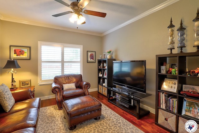 7215 N Richland Dr, Texarkana, TX 75503 - living area featuring wood finished floors, a ceiling fan, baseboards, and ornamental molding