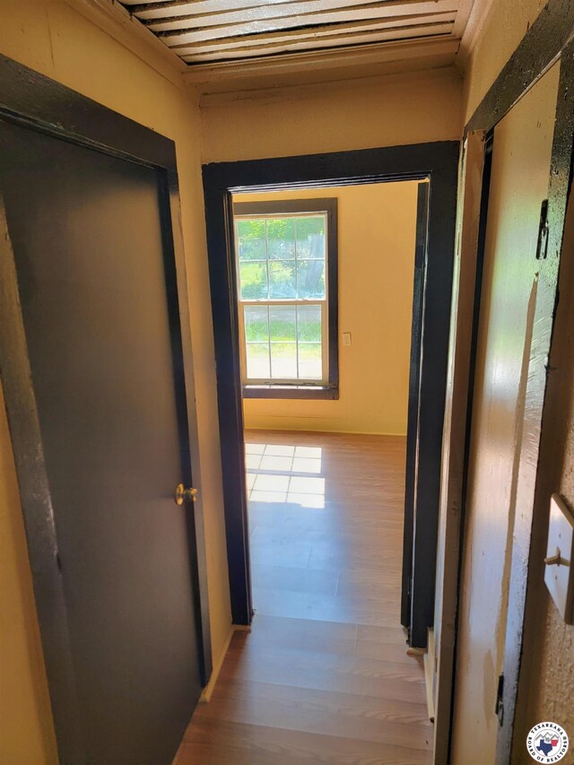 501 S Columbia St, Clarksville, TX 75426 - hall with wood finished floors