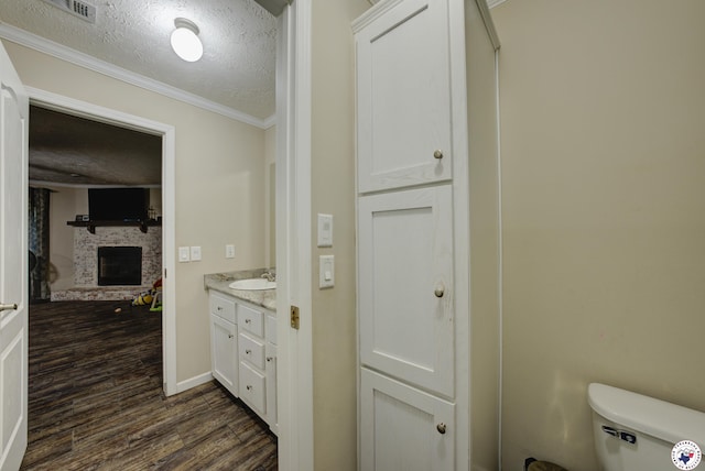 807 E 11th St, Hooks, TX 75561 - photo 17