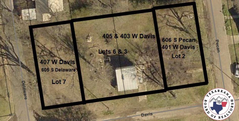606 S Pecan St, Clarksville, TX 75426