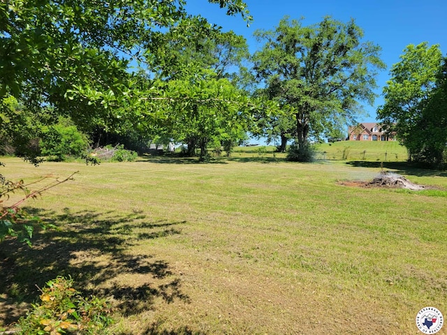 5105 Tennessee Rd, Texarkana, AR 71854 - view of grassy yard