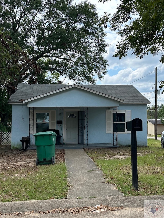 view of front of house featuring a porch