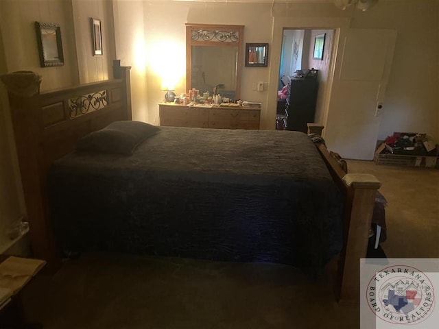 view of carpeted bedroom