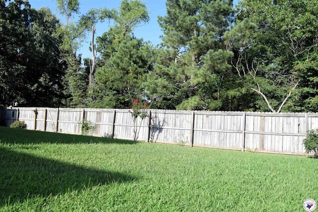 6002 Forest Bnd, Texarkana, AR 71854 - view of fenced backyard