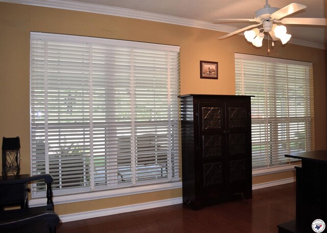 6002 Forest Bnd, Texarkana, AR 71854 - interior space featuring wood finished floors, a ceiling fan, and crown molding