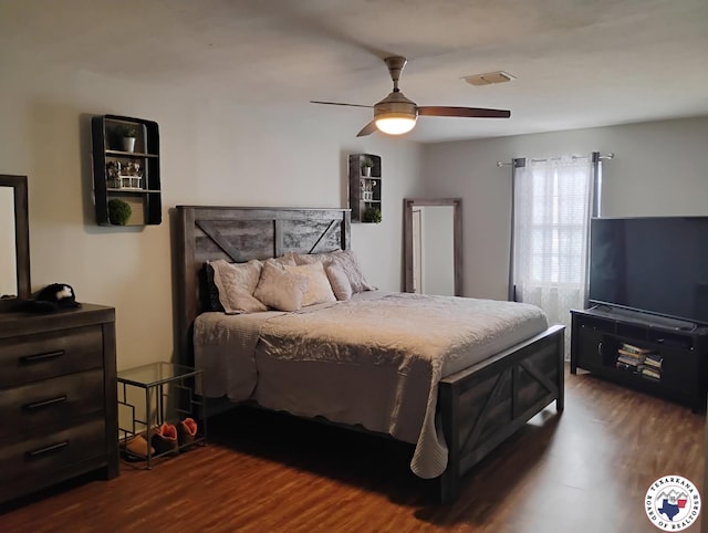 4801 Sanderson Ln, Texarkana, AR 71854 - bedroom with wood finished floors and a ceiling fan