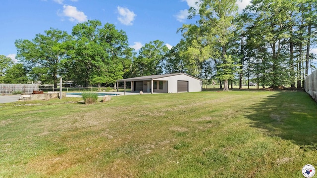 588 B K Pickering Dr, Texarkana, TX 75501 - view of yard with a garage
