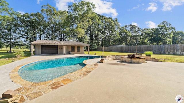 588 B K Pickering Dr, Texarkana, TX 75501 - view of pool with a patio area and a fire pit