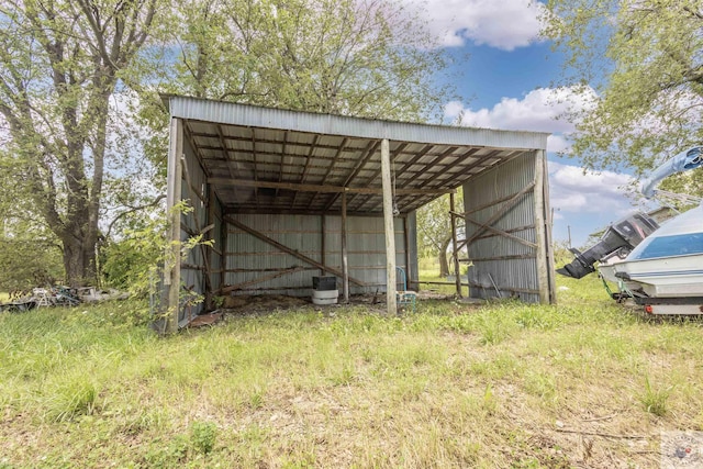9411 S Fm 137, Paris, TX 75418 - view of pole building featuring a carport