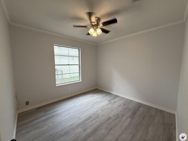 417 Carroll Ave, Wake Village, TX 75501