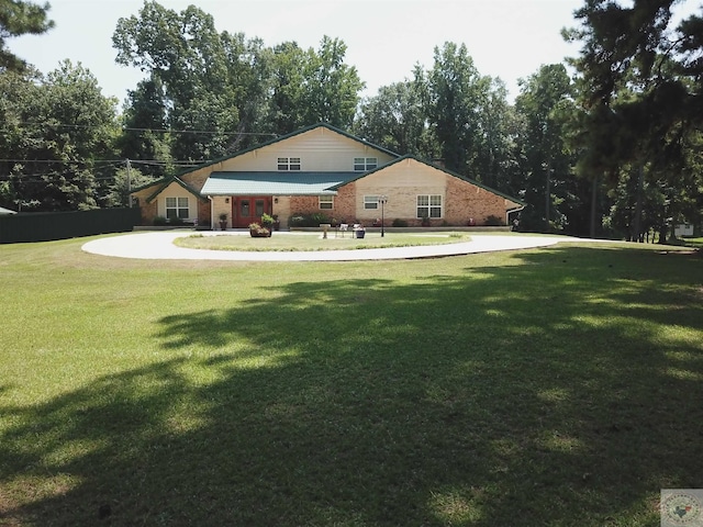 view of front of house with a front yard