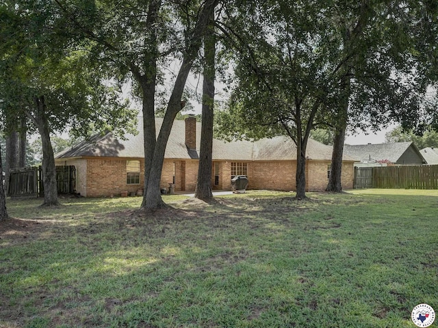 409 Phillips Cir, Wake Village, TX 75501 - photo 29