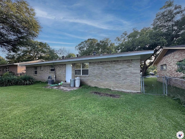 3706 Greenwood St, Texarkana, AR 71854 - back of house with brick siding