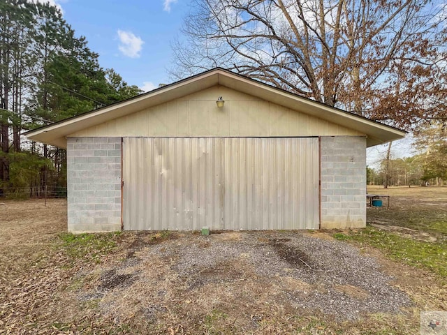 view of detached garage