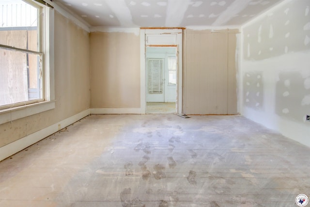 2101 Hazel St, Texarkana, TX 75501 - spare room with plenty of natural light