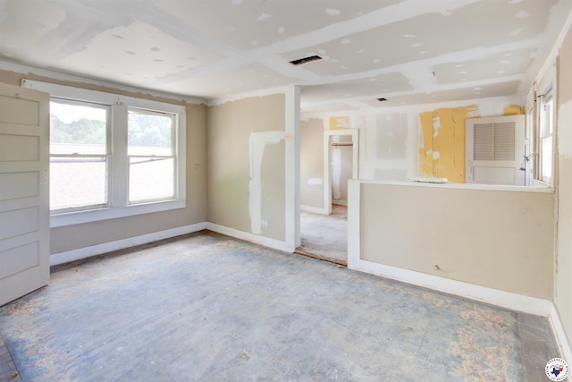 2101 Hazel St, Texarkana, TX 75501 - unfurnished room with baseboards