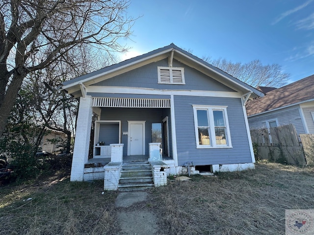 view of front of home featuring a porch