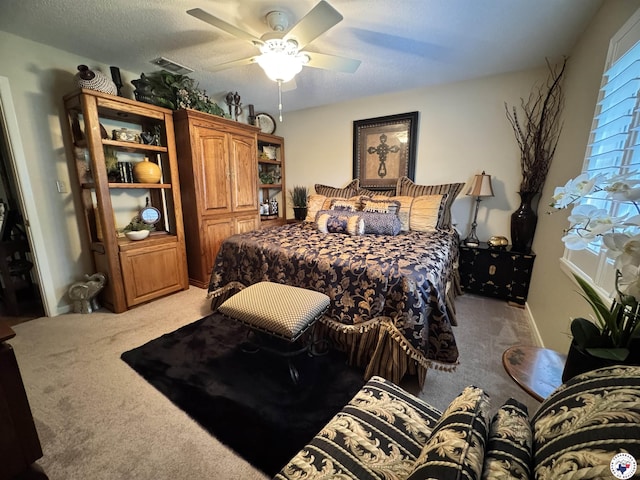 3905 Colorado St, Texarkana, TX 75503 - bedroom featuring light colored carpet and ceiling fan