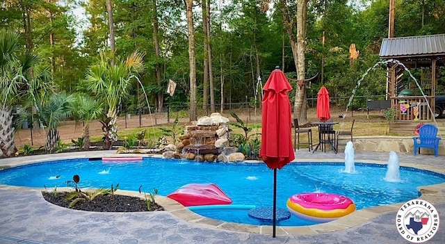 19 Hidden Valley Rd, Texarkana, TX 75501 - swimming pool featuring a patio area