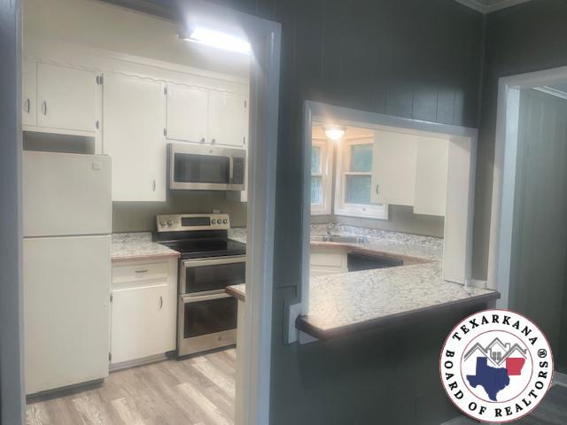 741 Macarthur Ave, Wake Village, TX 75501 - photo 6