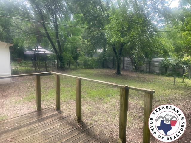 741 Macarthur Ave, Wake Village, TX 75501 - photo 19