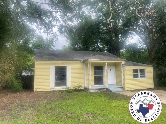 741 Macarthur Ave, Wake Village, TX 75501 - photo 3