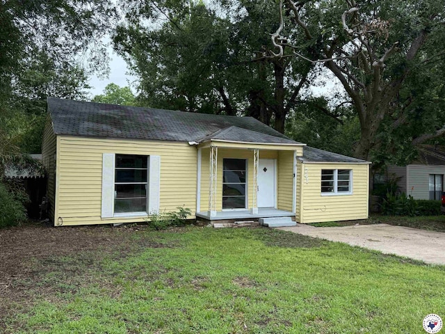 741 Macarthur Ave, Wake Village, TX 75501 - photo 1