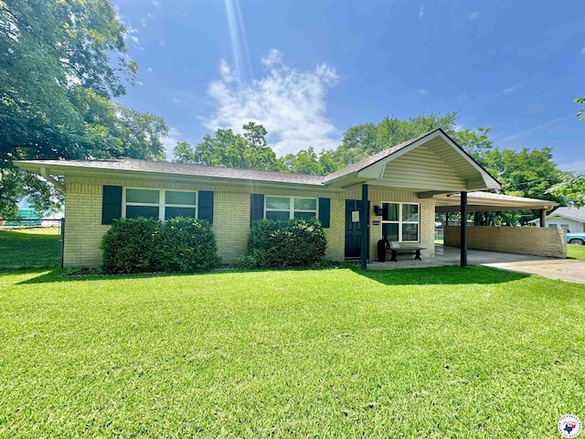 203 Main St, Hooks, TX 75561 - photo 1