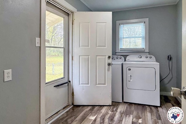 2101 N Fm 2148, Texarkana, TX 75501 - laundry room featuring wood finished floors and washer and dryer