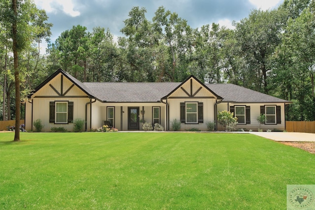 view of front of property with a front yard