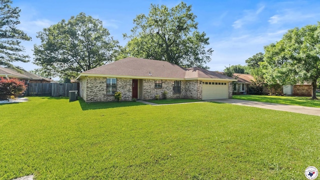 4707 Charleston St, Texarkana, AR 71854 - single story home featuring driveway, an attached garage, and central AC