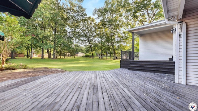6616 Lakeridge Dr, Texarkana, TX 75503 - wooden deck featuring a yard