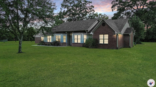 11 Cardinal Ln, Wake Village, TX 75501 - photo 1