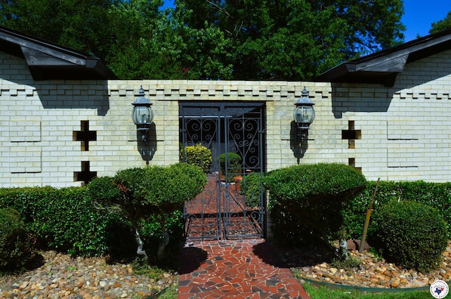 204 S Park Cir, New Boston, TX 75570 - photo 4