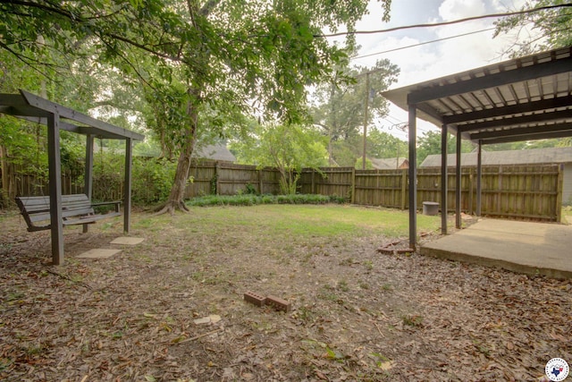 1920 Laurel St, Texarkana, AR 71854 - fenced backyard with a pergola and a patio area